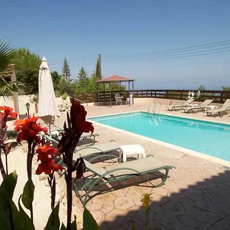 Villas Villa *